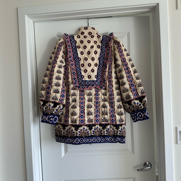 Farm Rio Cream Ainika Maxi Floral Puffer Jacket - Picture 8 of 9